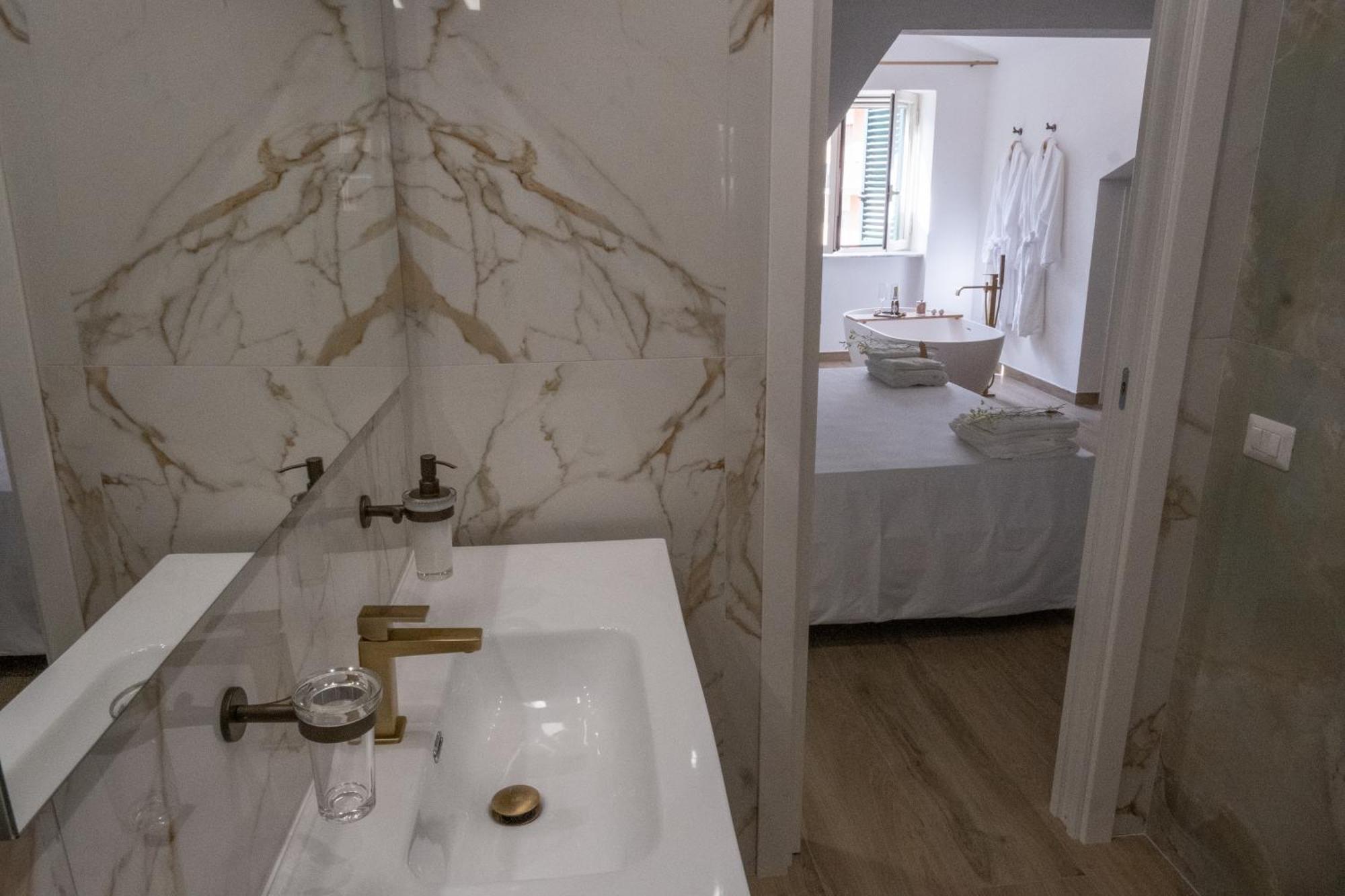 Coraline Deluxe Rooms Castellammare di Stabia Exterior foto